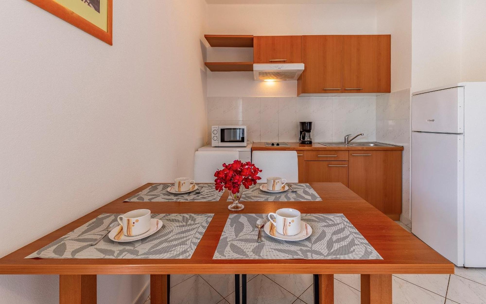 Apartments Rok プーラ エクステリア 写真